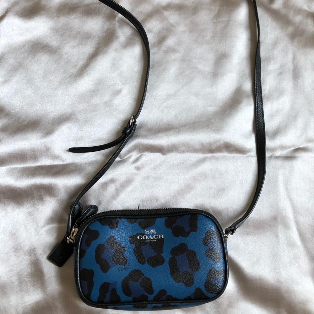 Coach small purse
